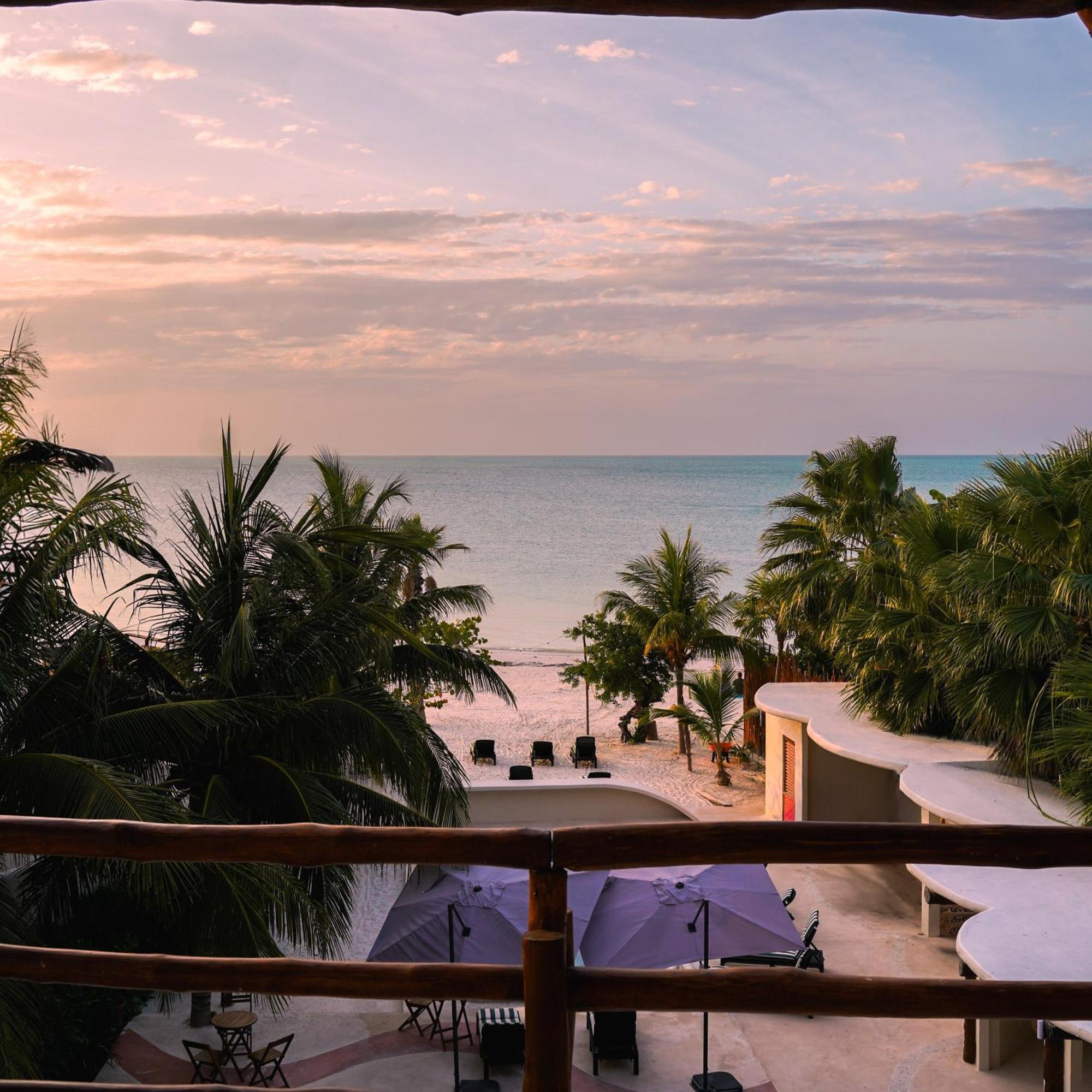 Beach Front Hotel Boutique Dk House Holbox Eksteriør billede